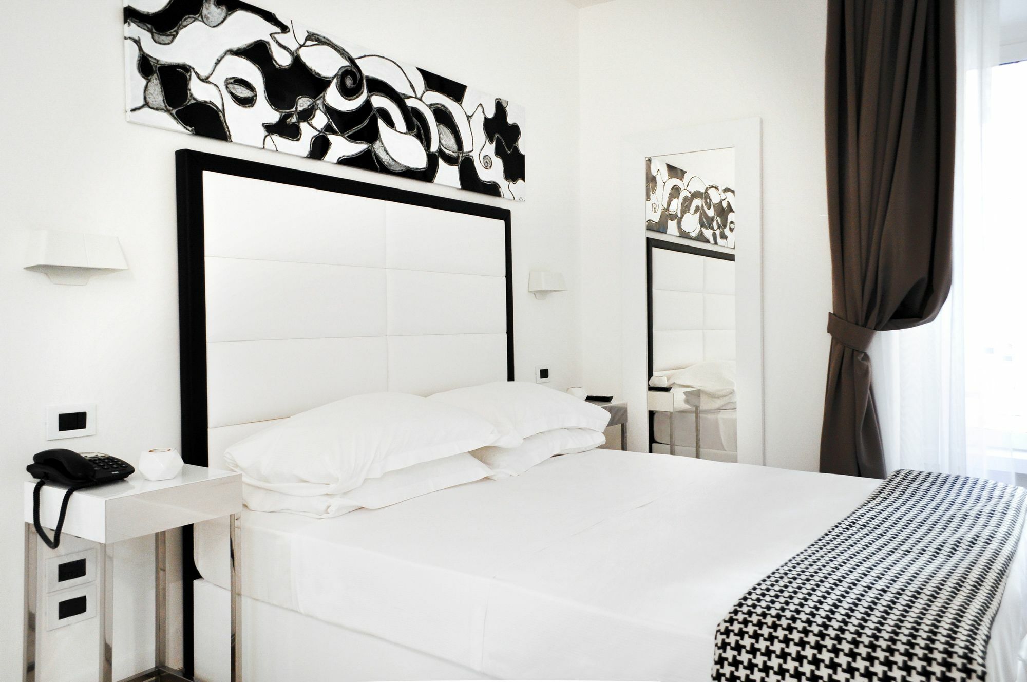 Lhp Suite Roma Termini Εξωτερικό φωτογραφία